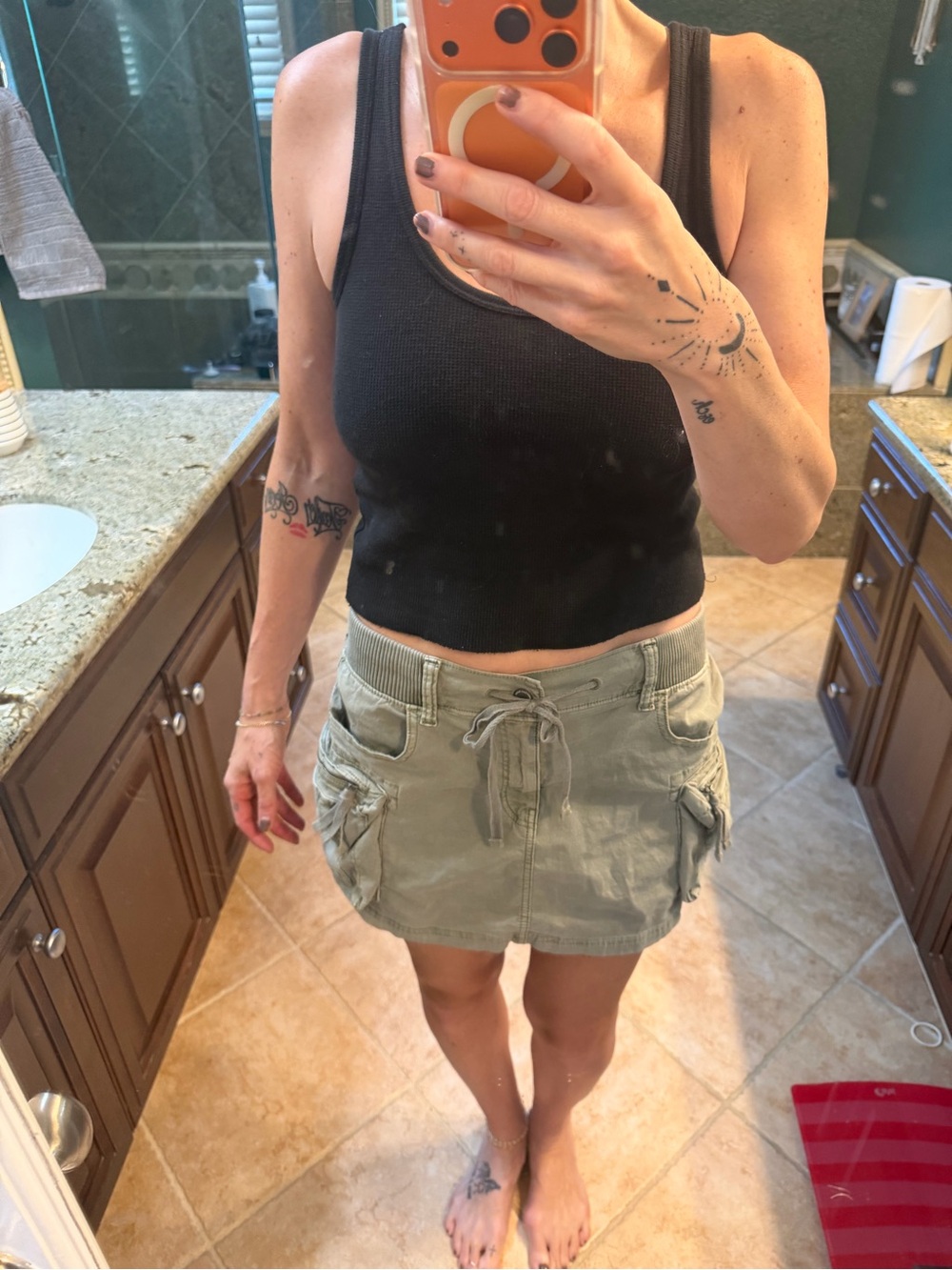 American Eagle Outfitters Sage Green Ribbed Waistband Cargo Skort